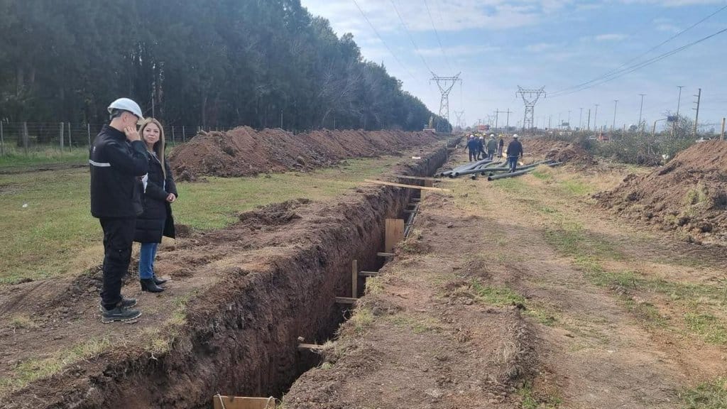 Avanza una obra eléctrica histórica que mejorará el servicio en Rosario y la región