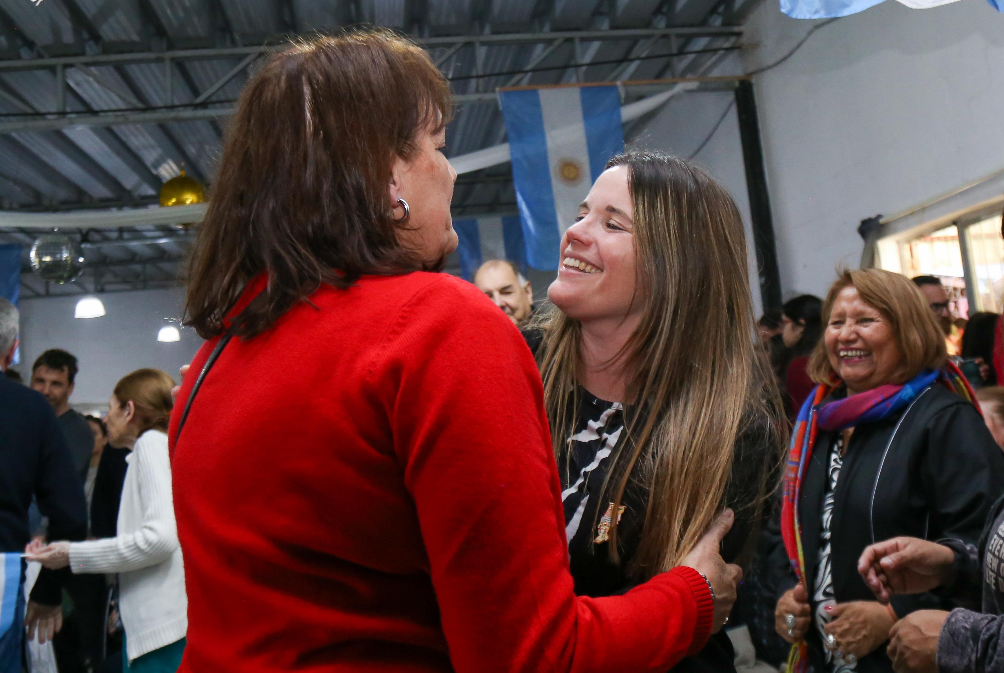 Caren Tepp: Pullaro prometió paritarias con cláusula gatillo y terminó ajustando a los trabajadores