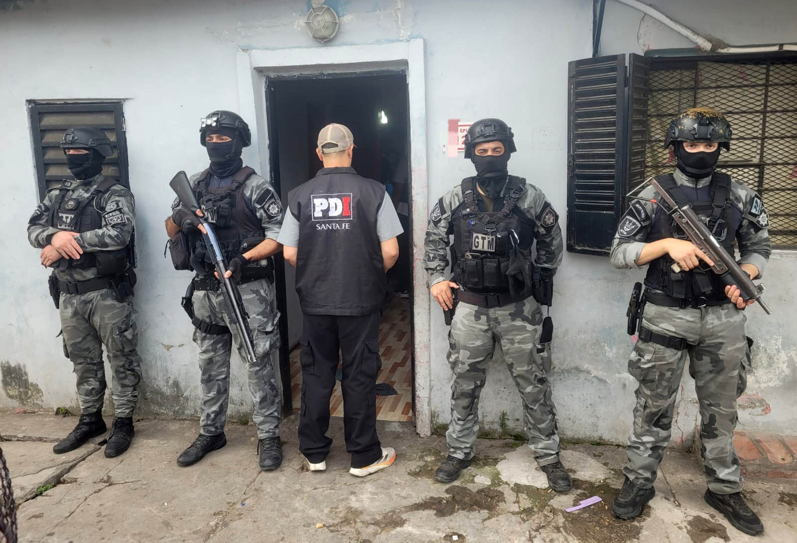 Detienen a una mujer acusada de amenazas en un caso de préstamo de dinero