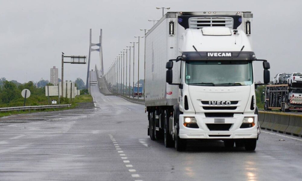 Comenzarán a cobrar peaje automático en el puente Rosario–Victoria