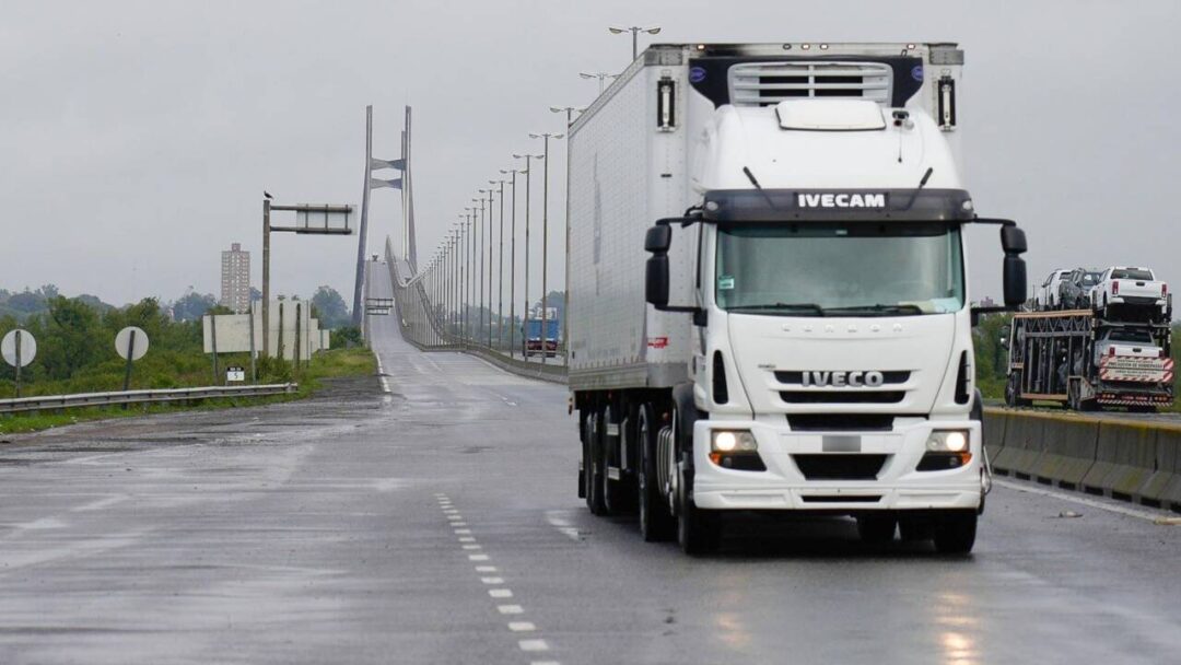 Comenzarán a cobrar peaje automático en el puente Rosario–Victoria