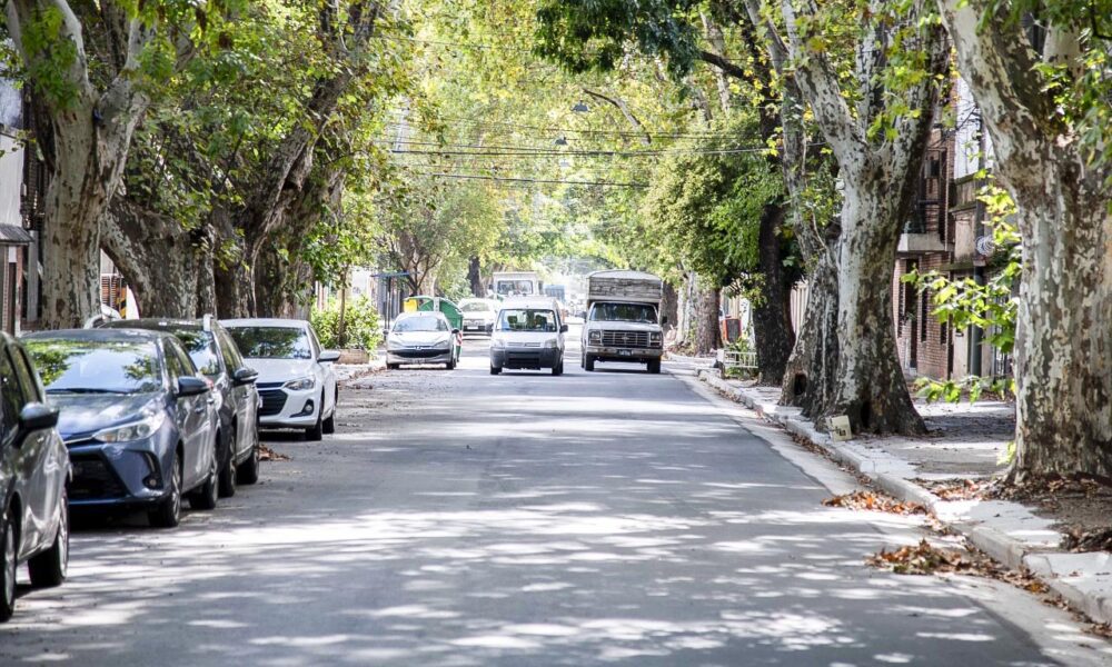 Plan de calles: Finalizó la repavimentación de Cafferata entre Pellegrini y Presidente Perón