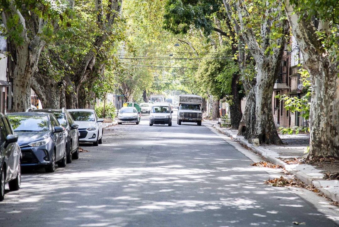 Plan de calles: Finalizó la repavimentación de Cafferata entre Pellegrini y Presidente Perón