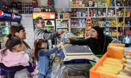 Consumo en alerta: Almaceneros advierten subas de hasta 10% y más uso de tarjeta
