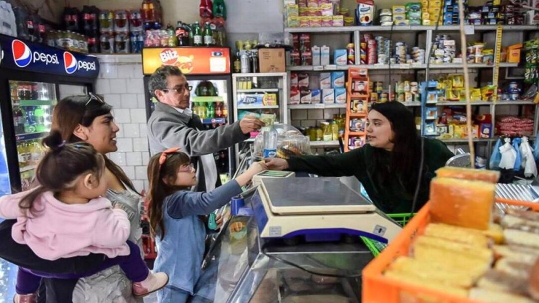 Consumo en alerta: Almaceneros advierten subas de hasta 10% y más uso de tarjeta