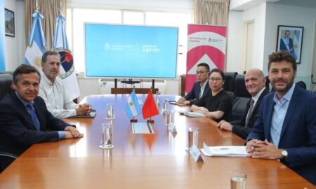 Monteverde y Giuliano se reunieron con una empresa china para impulsar un metro en Rosario
