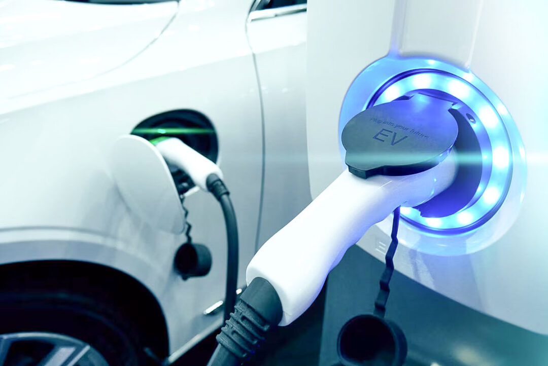 Rosario empieza a discutir dónde se cargarán los autos eléctricos