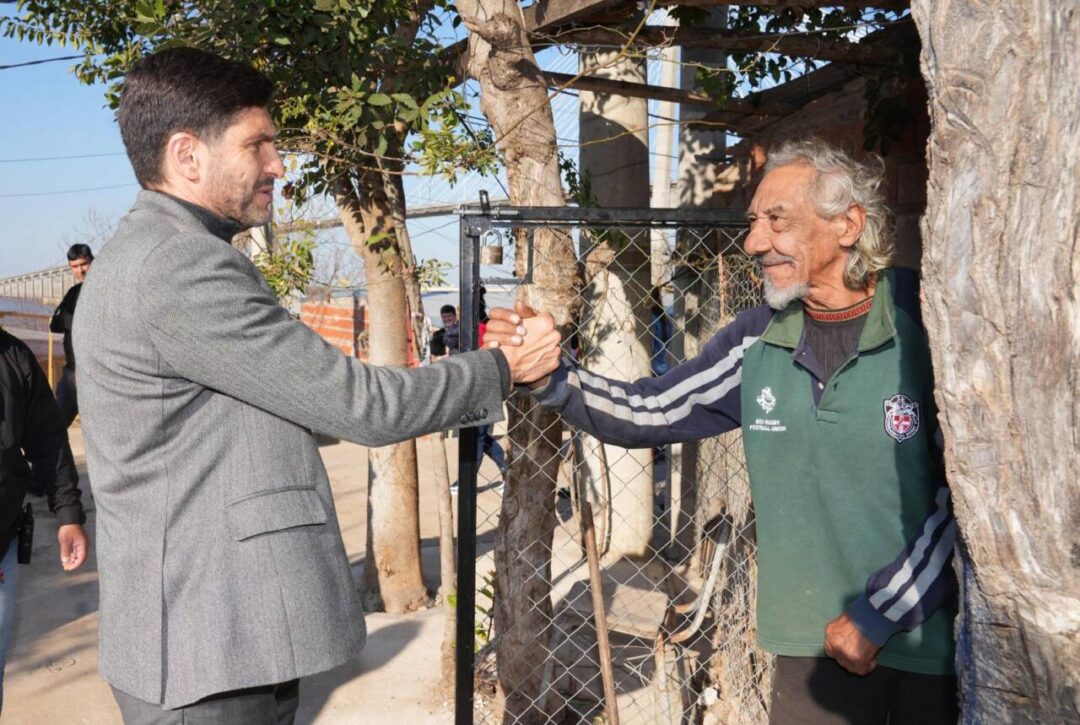 Remanso Valerio: Inauguraron la plaza Cristo de las Redes