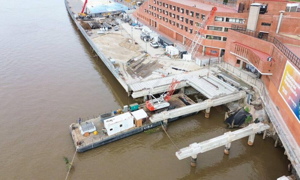 Parque España: Comenzó el montaje de la nueva explanada