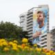 Rosario renueva el emblemático mural de Messi frente al Monumento a la Bandera