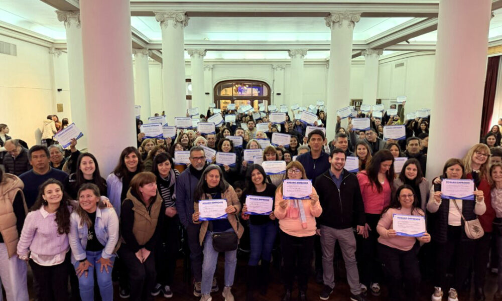 Rosario Emprende entregó más de 360 certificados
