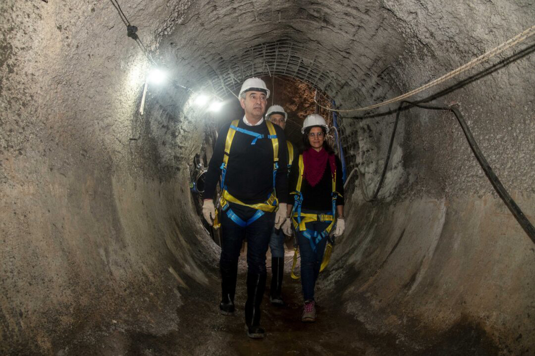 Javkin recorrió la obra pluvial que avanza en Las Delicias