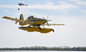Santa Fe presentó su primera flota aérea contra incendios