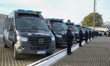Santa Fe sumó 10 vehículos para traslados penitenciarios