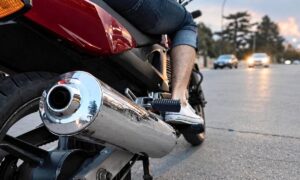 Rosario busca subir las multas por escapes libres en motos