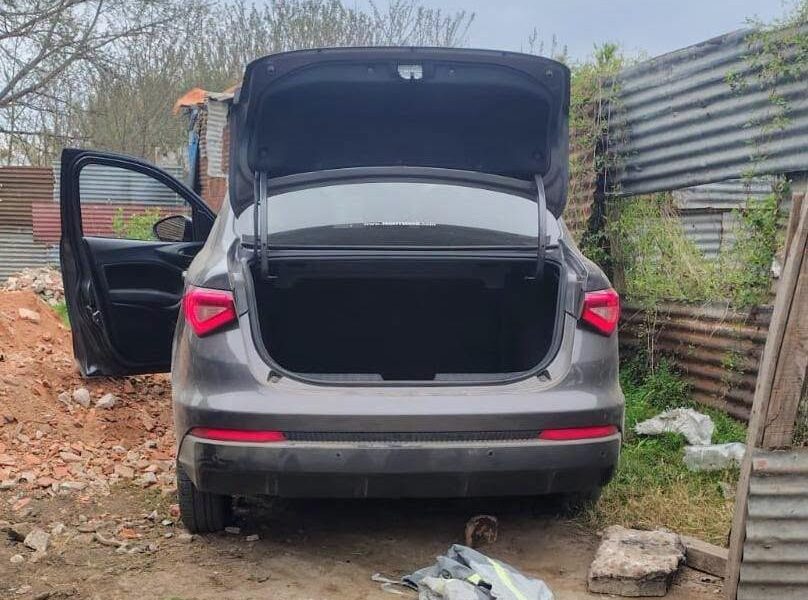 Seis aprehendidos tras robarle el auto a un chofer de Uber