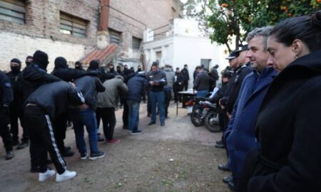 Provincia trasladó a más de 100 detenidos de comisarías de Rosario a unidades penales
