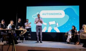 Pérez construye su Carta Orgánica en comunidad
